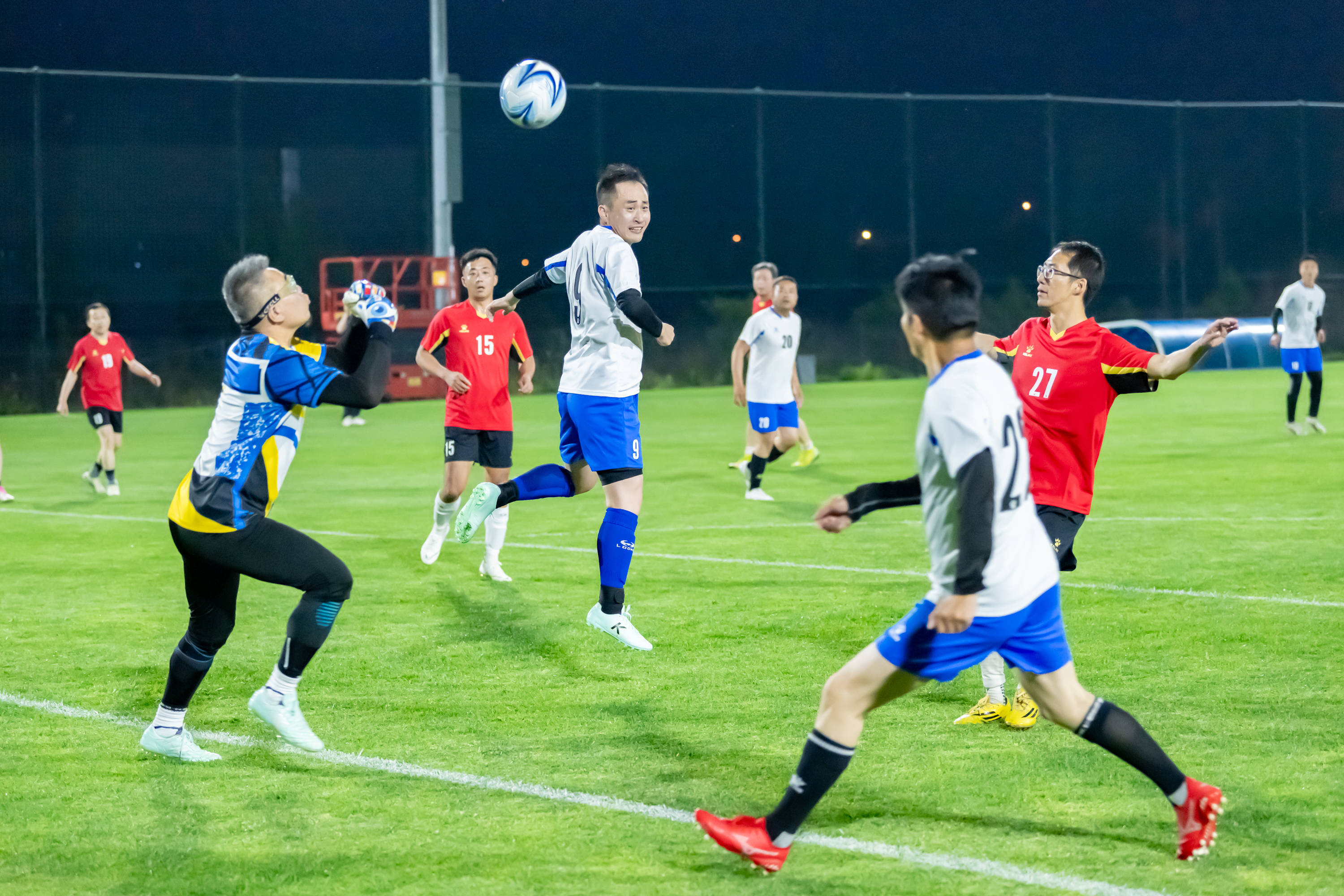 因此会在内 因此会在内