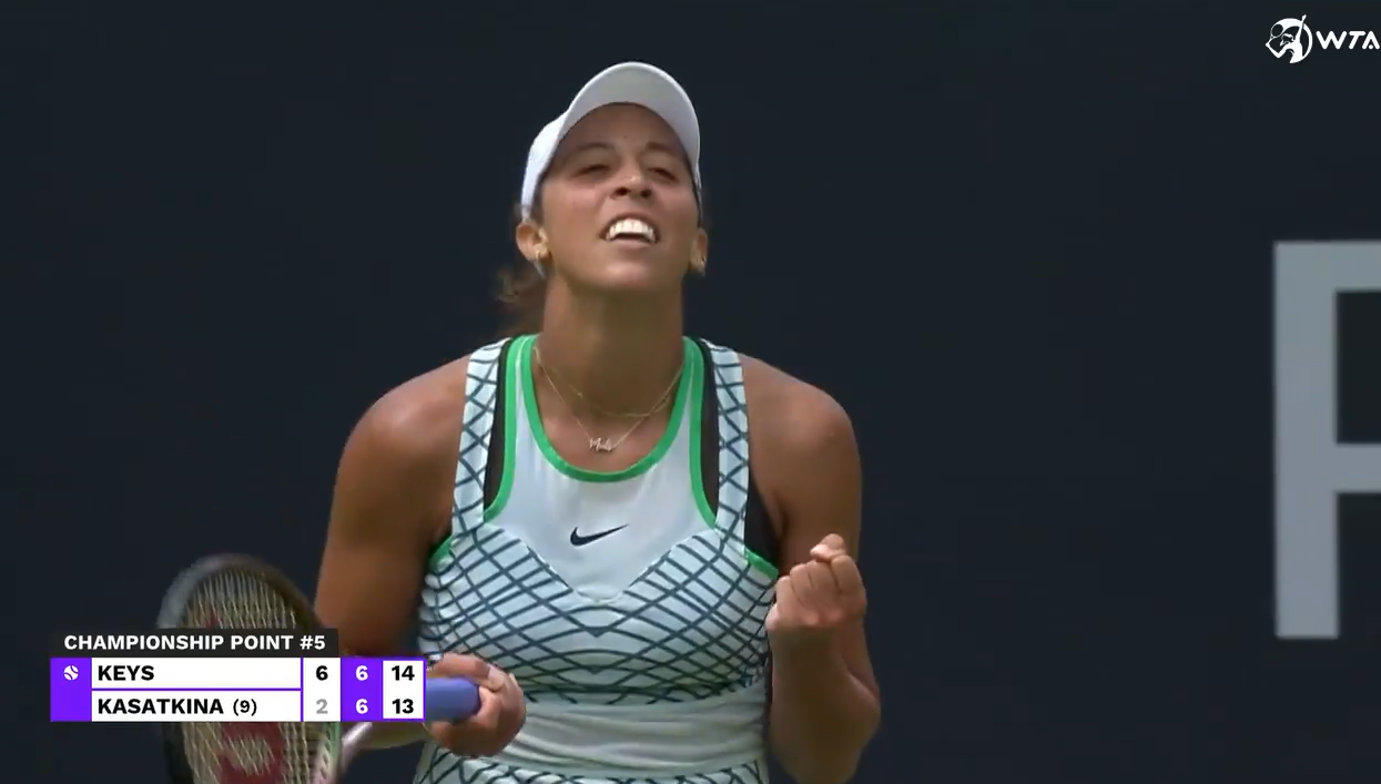 在他领衔下 在他领衔下